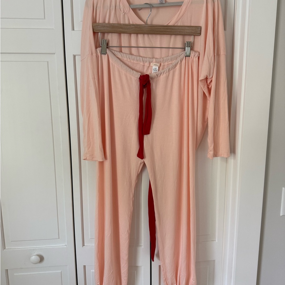 *Like New* Eberjey Pink Pajama Set with Red Accent - size M